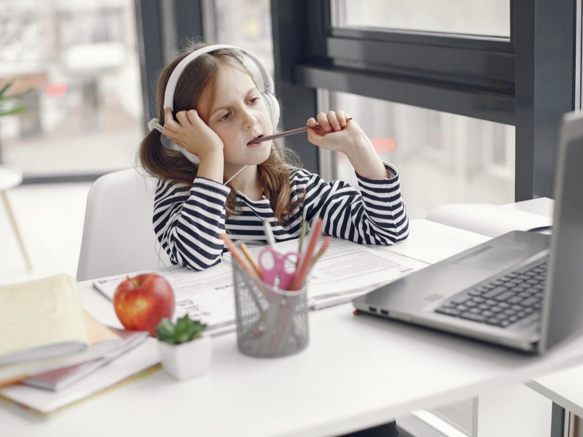 Best online English teaching platforms