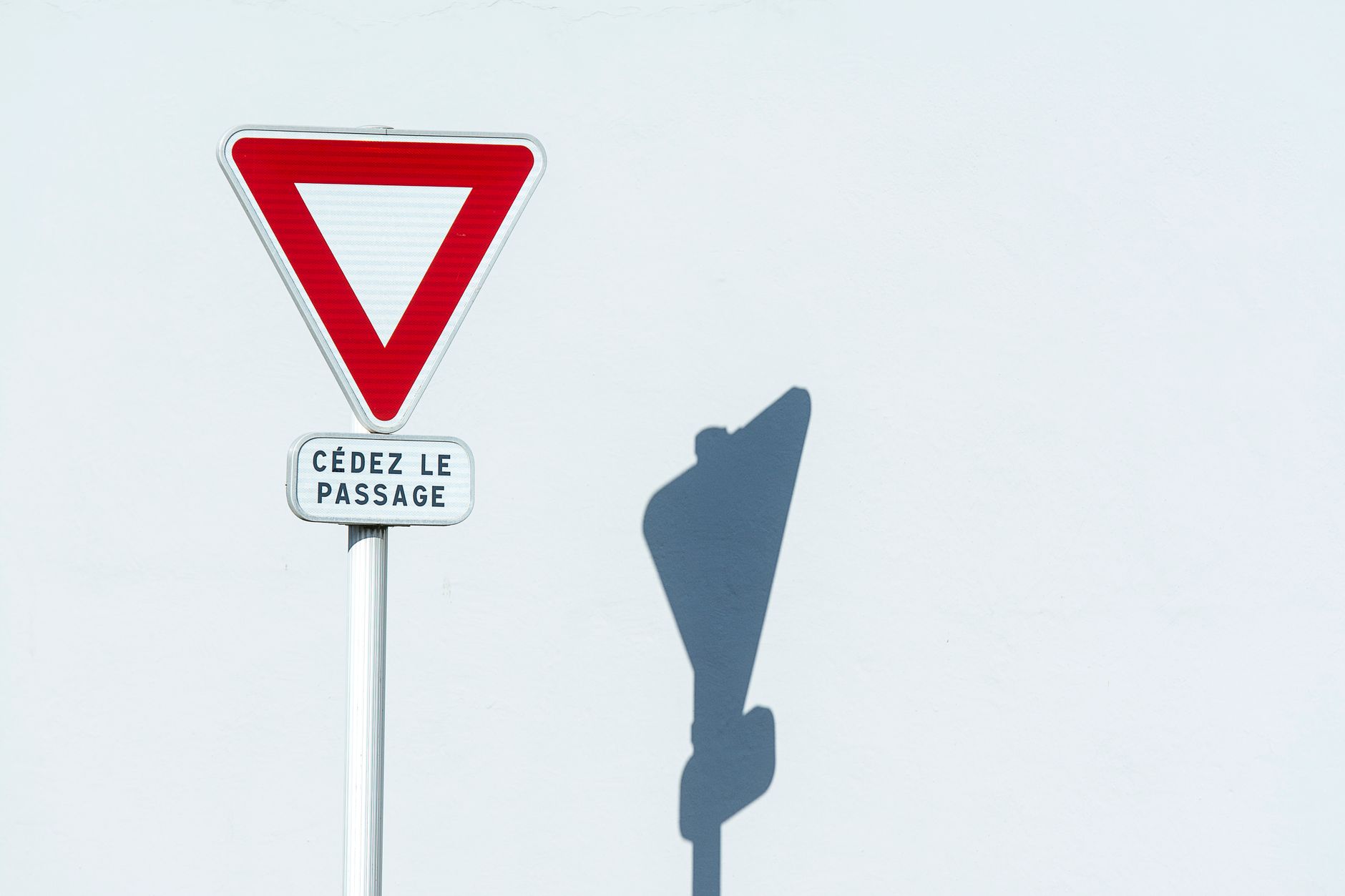 Comment l'IA redéfinit le recrutement pour attirer les meilleurs talents ?