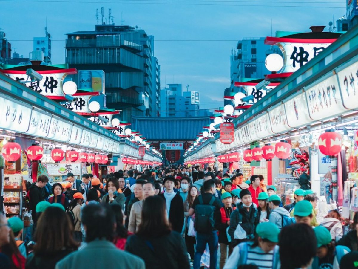 Teach English in Japan: Eligibility, Visas and Routes