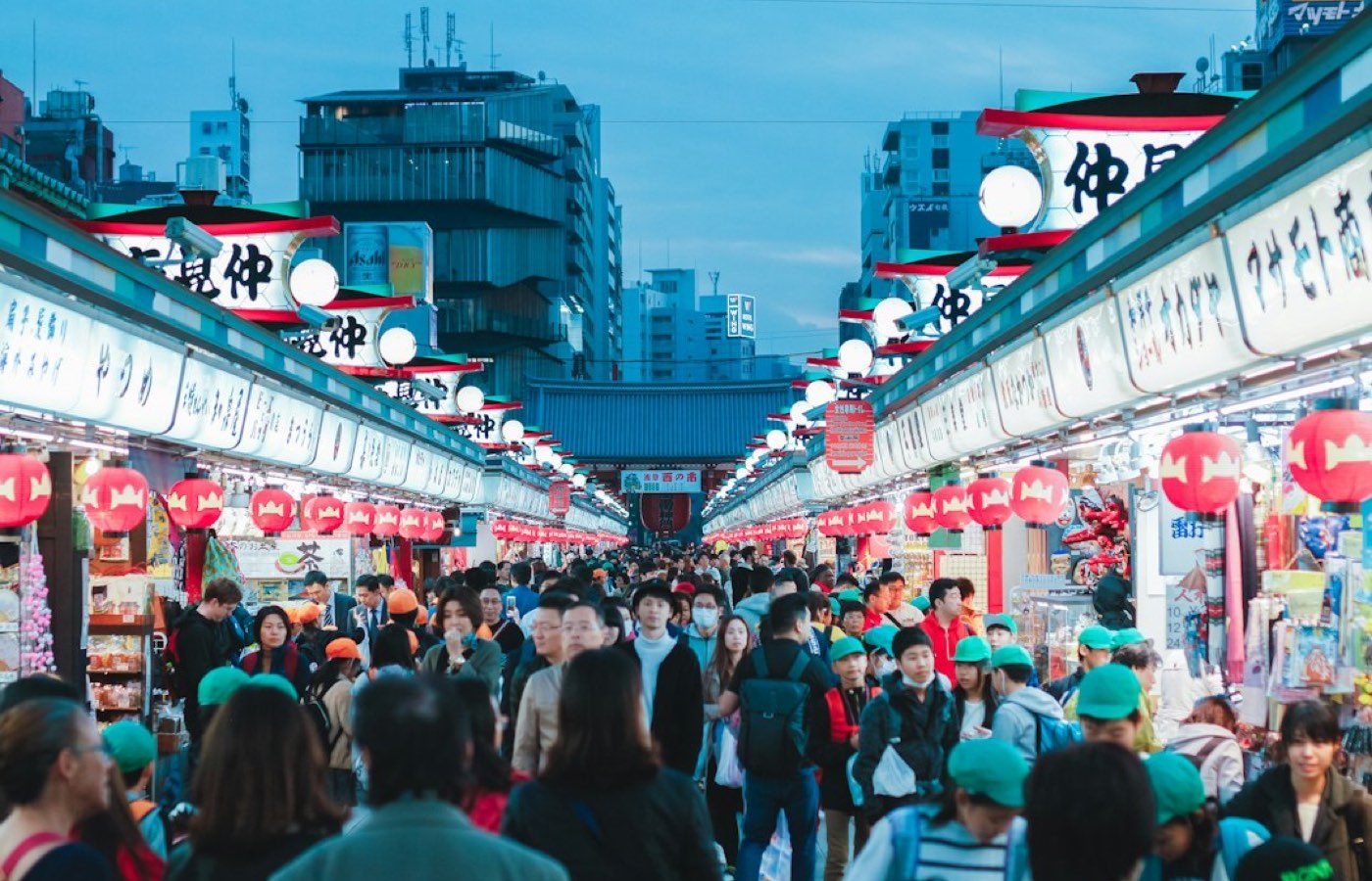Teach English in Japan: Eligibility, Visas and Routes