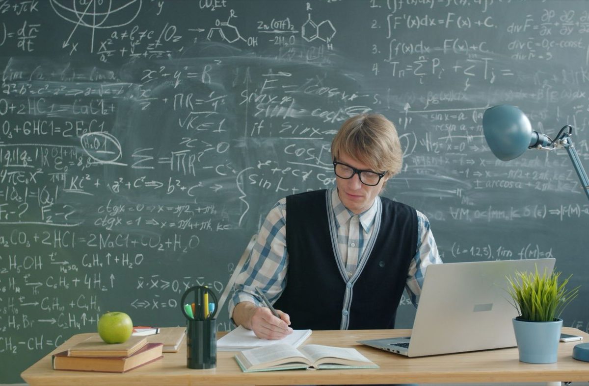 120-hour vs 168-hour TEFL: choose the right course